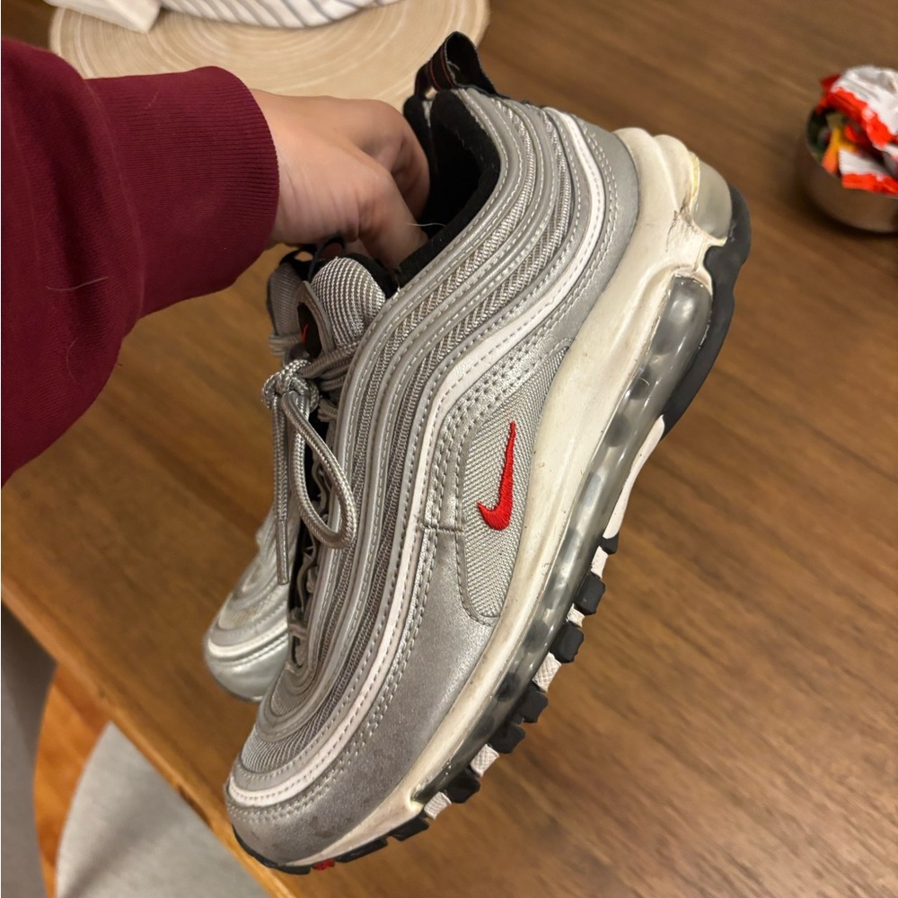 Metallic Silver airmax